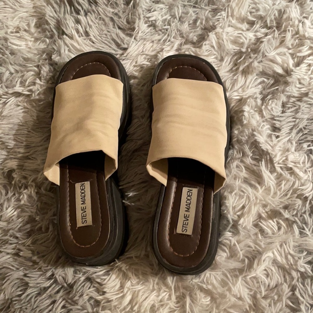 Vintage Steve Madden Slinky Sandals